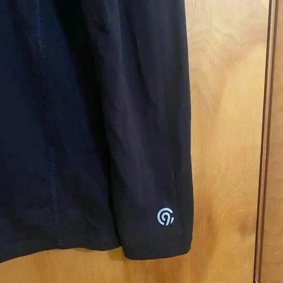 Champion Fitted Long Sleeve Black Size Medium EUC - Picture 4 of 9